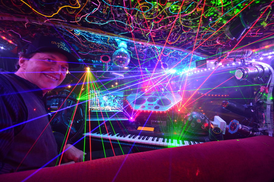Ultimate Taxi Laser Light Show - November 14th 2012