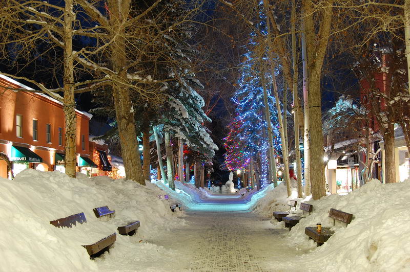 Photo Of Walking Mall In Aspen Colorado - Cooper Street Mall- January 10th 2009